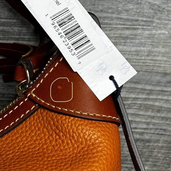 Dooney & Bourke Pebble Grain Hobo Sac, NWT - Picture 10 of 12